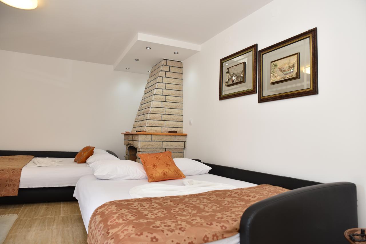Guest House Evropa Ulcinj Eksteriør bilde
